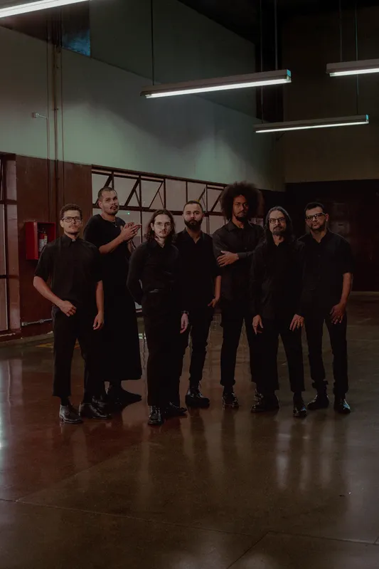 Assis e a Flor de Lótus: próximo lançamento da banda terá referências da música do interior do Brasil, com influências  do Cinema Novo e participação de comunidades indígenas Kaingang da região