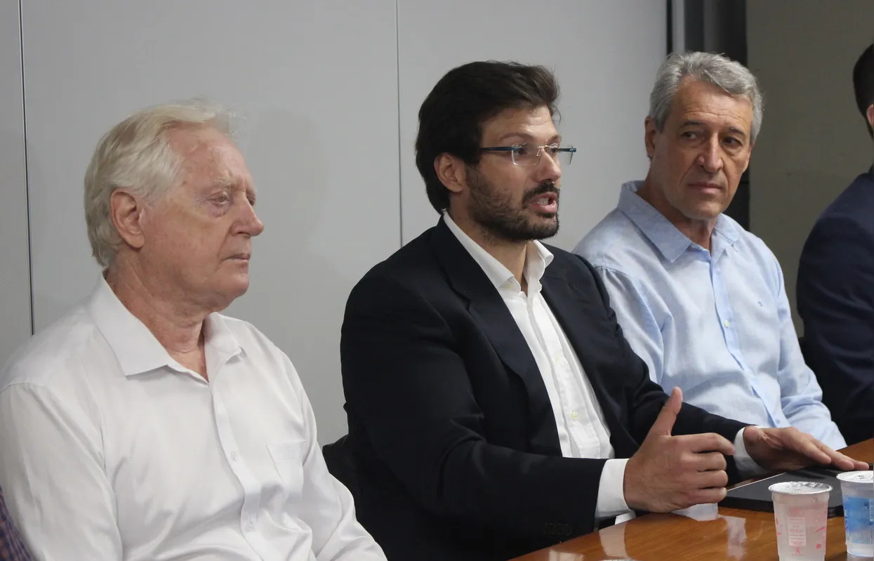 Imagem ilustrativa da imagem Tiago Amaral anuncia nomes da equipe de transição