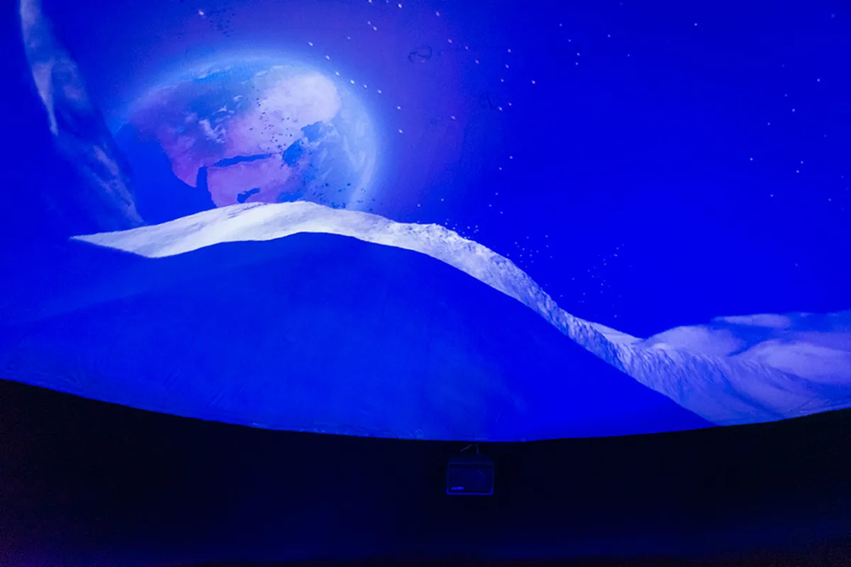 Imagem ilustrativa da imagem UENP inaugura planetário em Cornélio Procópio