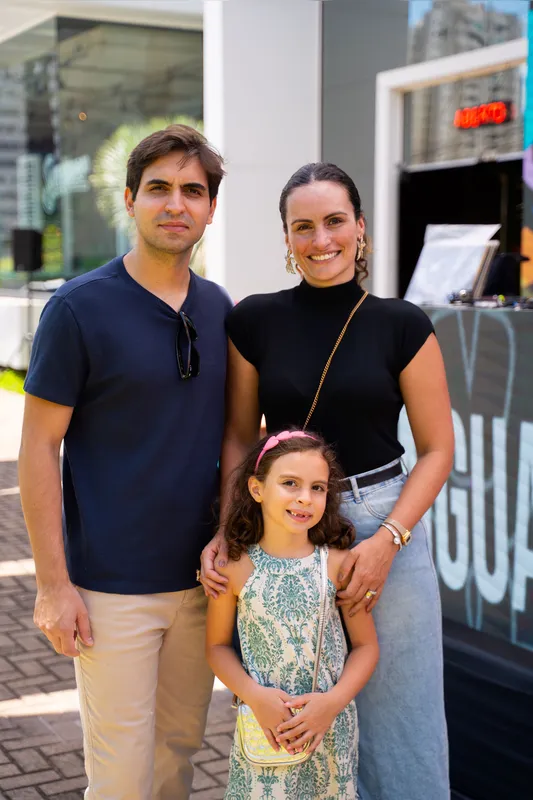 Rafael, Janaina e Maitê Biscaia