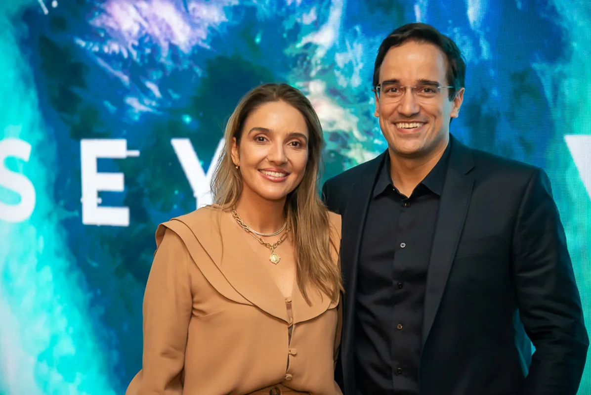 Roberta Costa Alves Nunes Mansano e Fábio Augusto Mansano