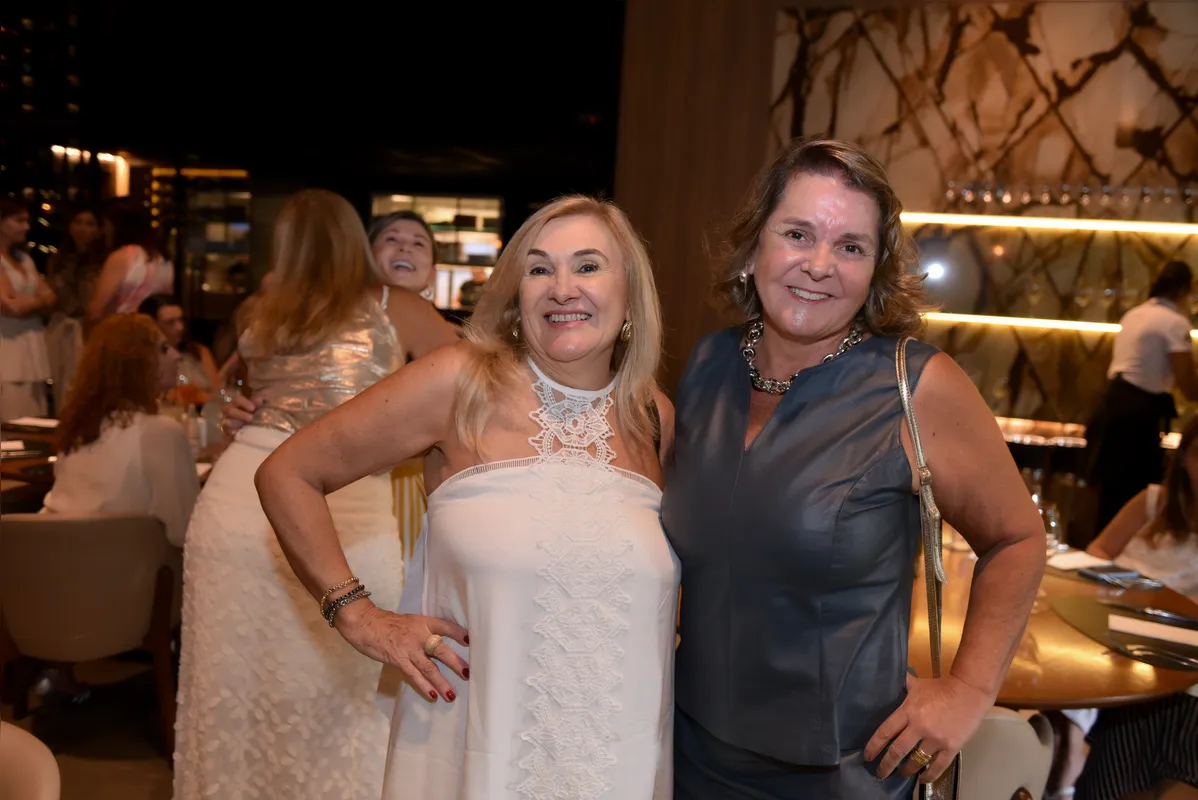 Eriete Alves e Izabel Carmona Calado
