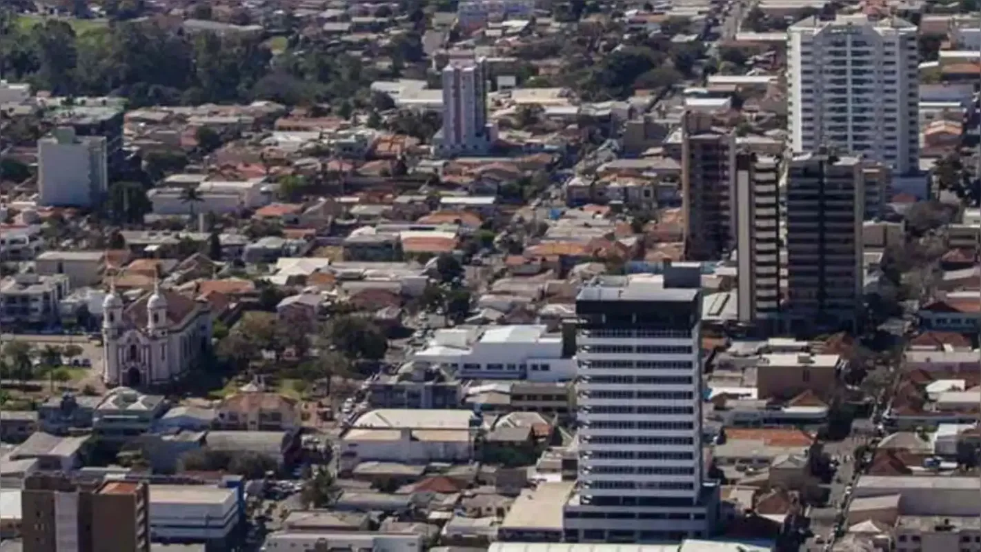 Imagem ilustrativa da imagem Veja como foi a manhã das eleições em Londrina e região