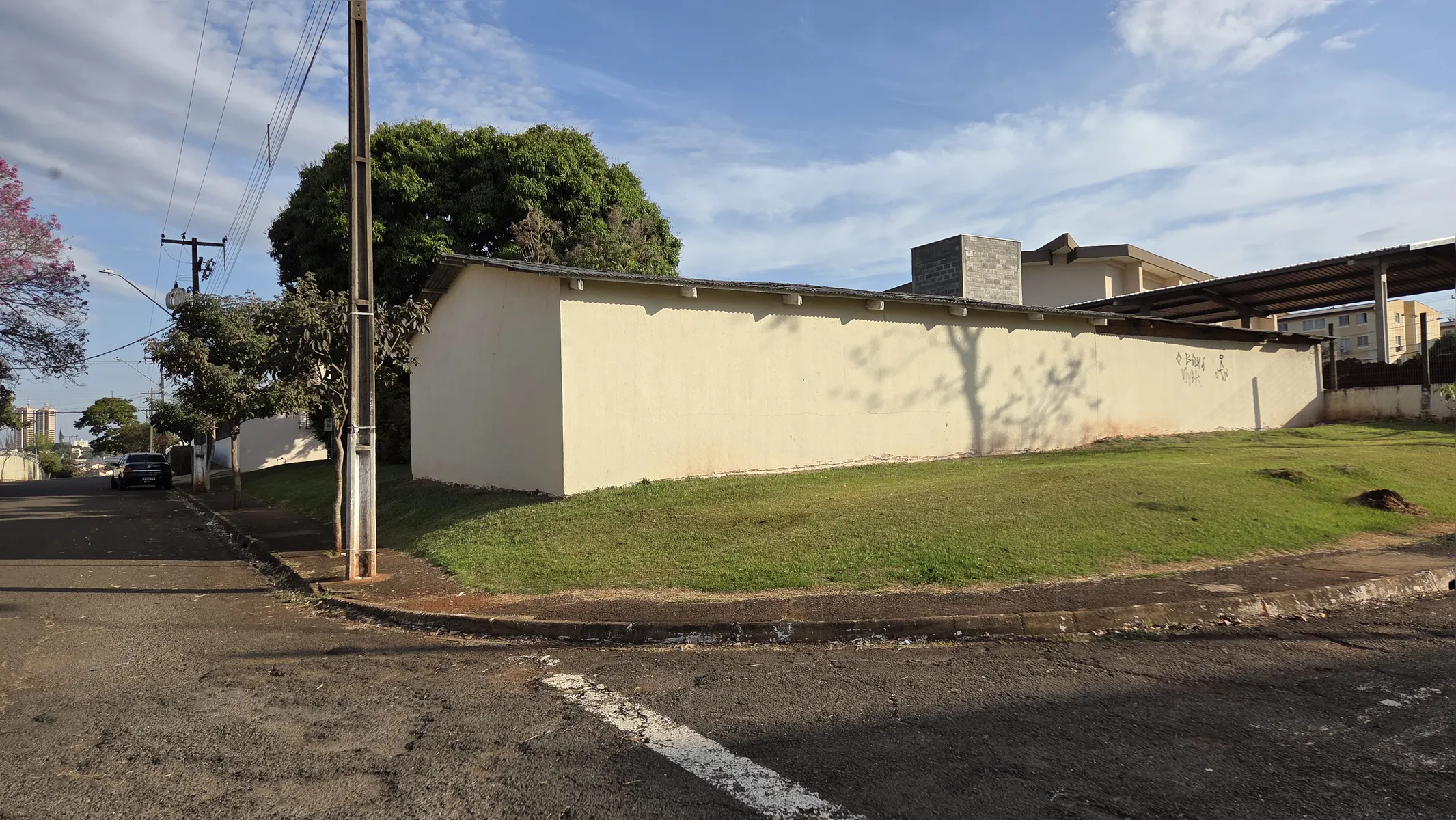 Novo proprietário terá que demolir edificações existentes em terrenos do município