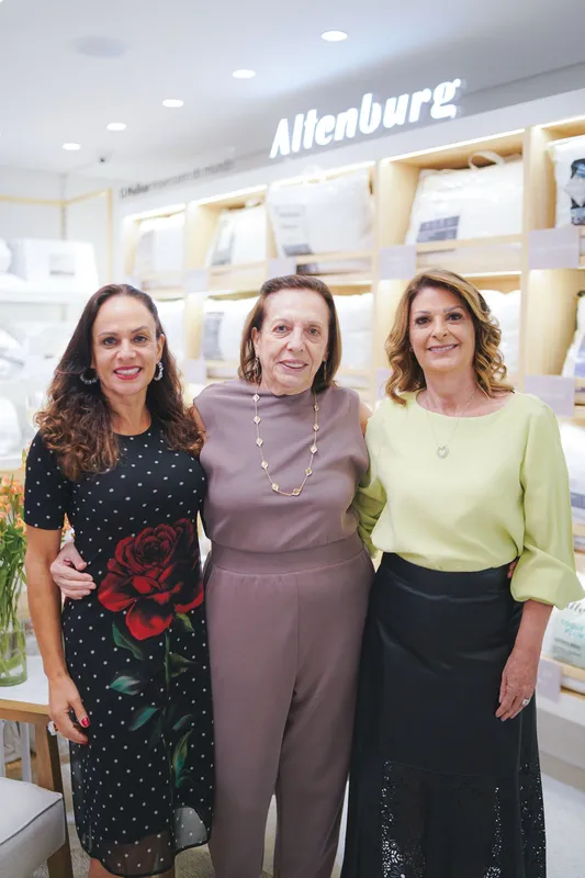 Ariana Camata, Iolanda Camata e Mara Sartorelli