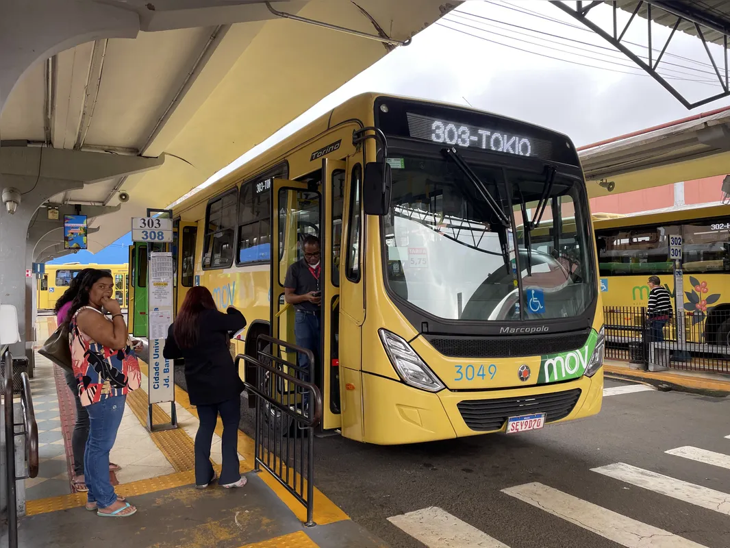 Imagem ilustrativa da imagem Apesar das dúvidas, usuários aprovam mudanças nas linhas de ônibus