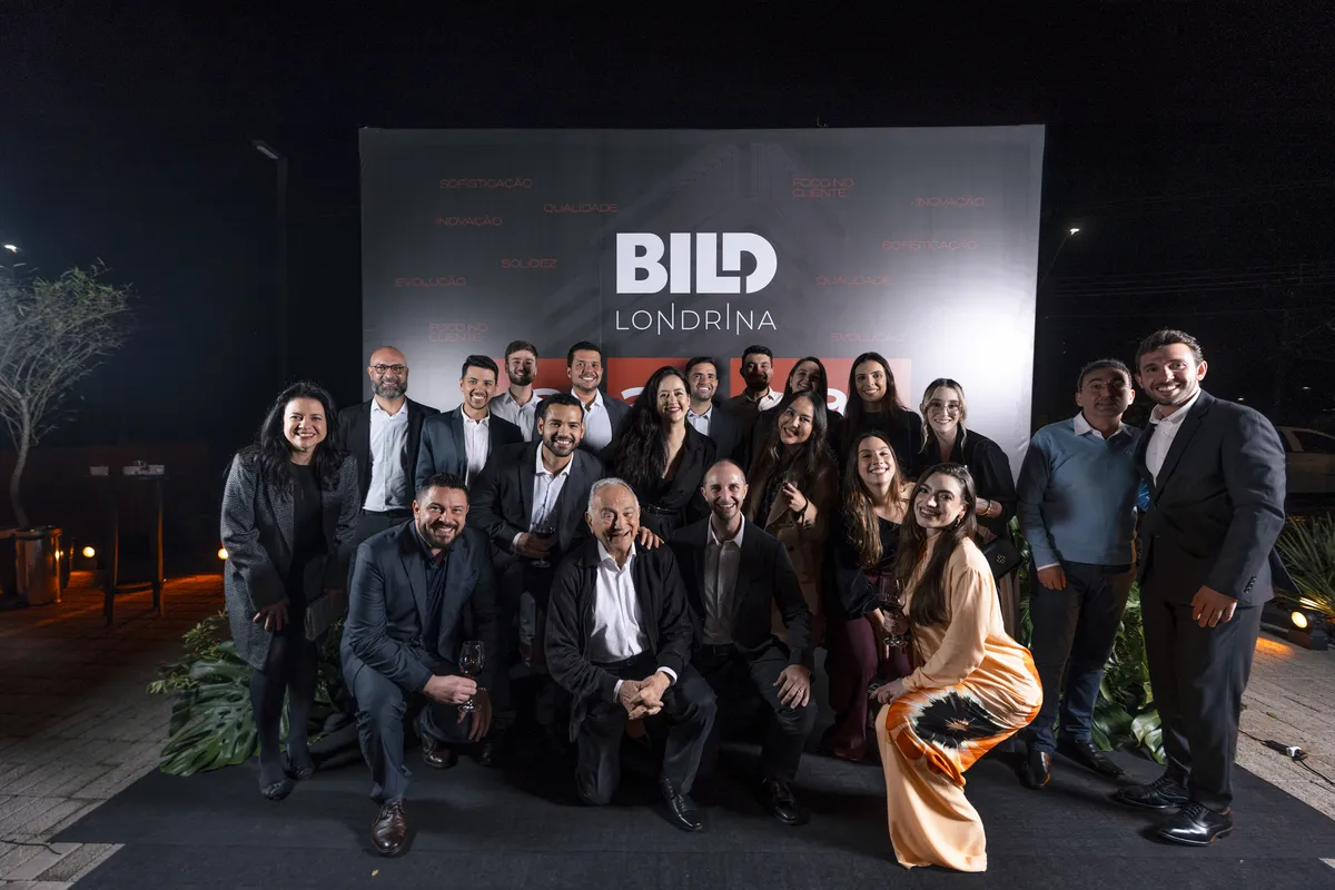 A equipe da Bild reunida no evento de inauguração do showroom em Londrina