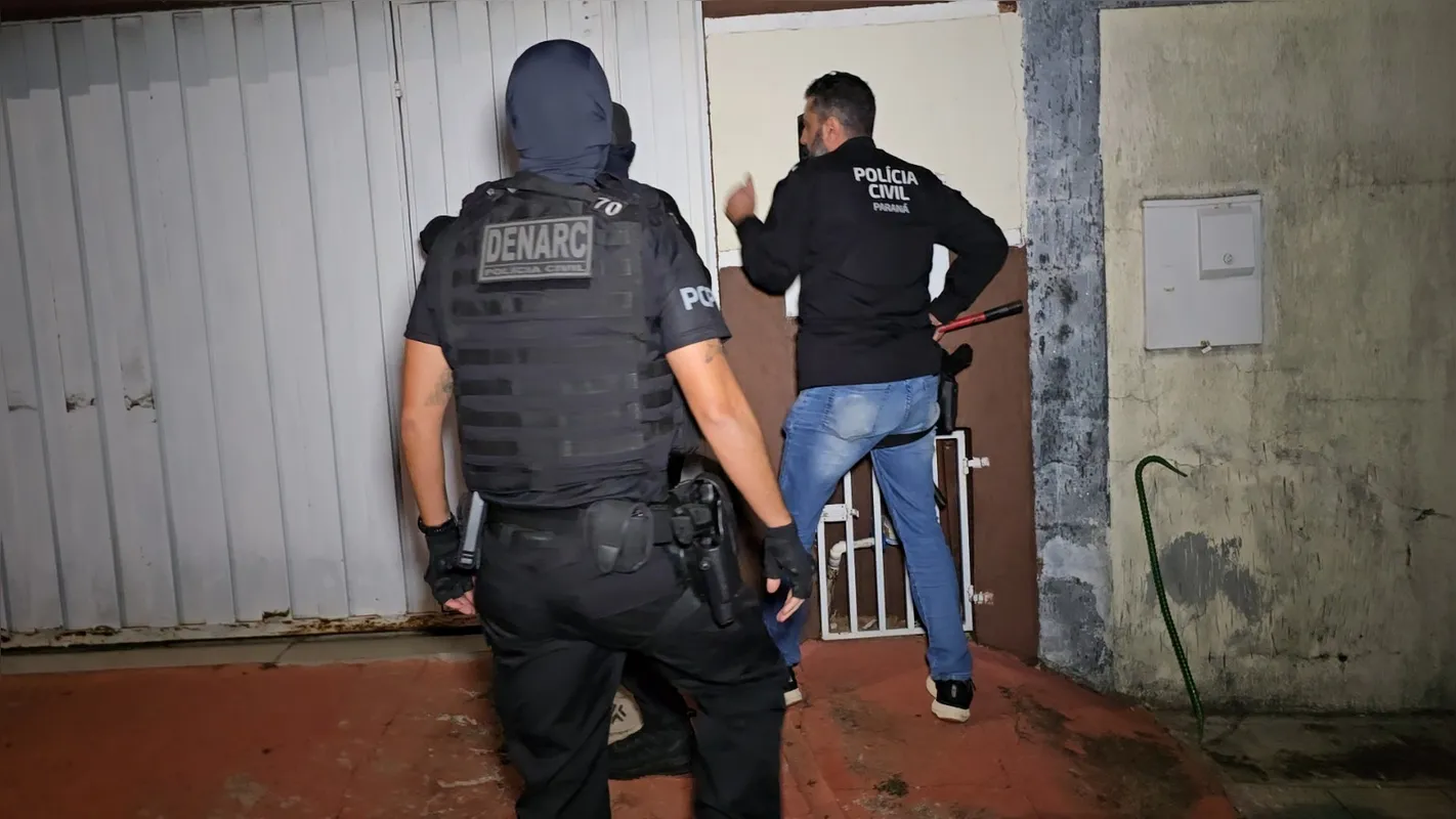 Imagem ilustrativa da imagem Cinco pessoas são presas em Londrina por desvio de cargas