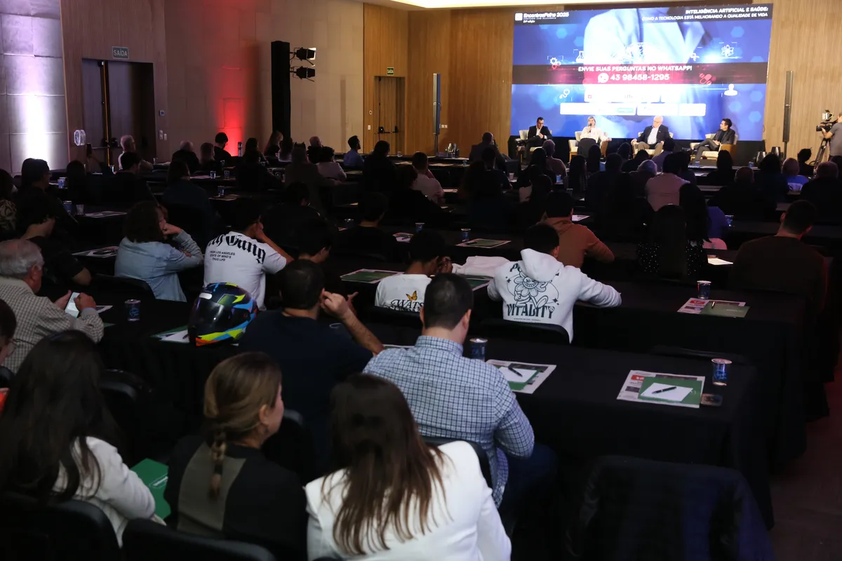 Com a presença de grande público, os painelistas do 24º Encontros Folha falaram sobre a Inteligência Artificial na área da saúde