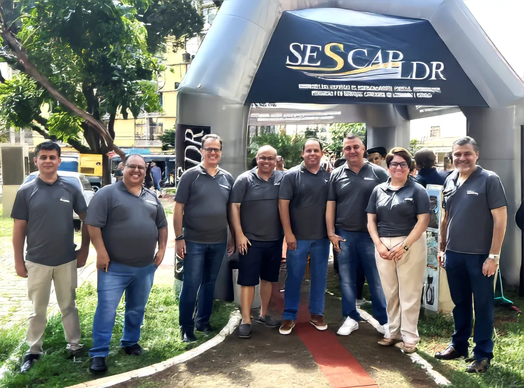Diretores e associados do SESCAP-LDR