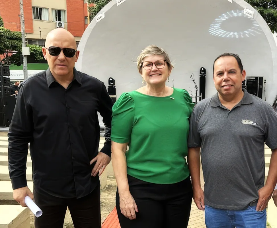 Secretário de Cultura de Londrina, Marcos Castri; a Presidente da ACIL, Vera Antunes, e o anfitrião Euclides Nandes Correia
