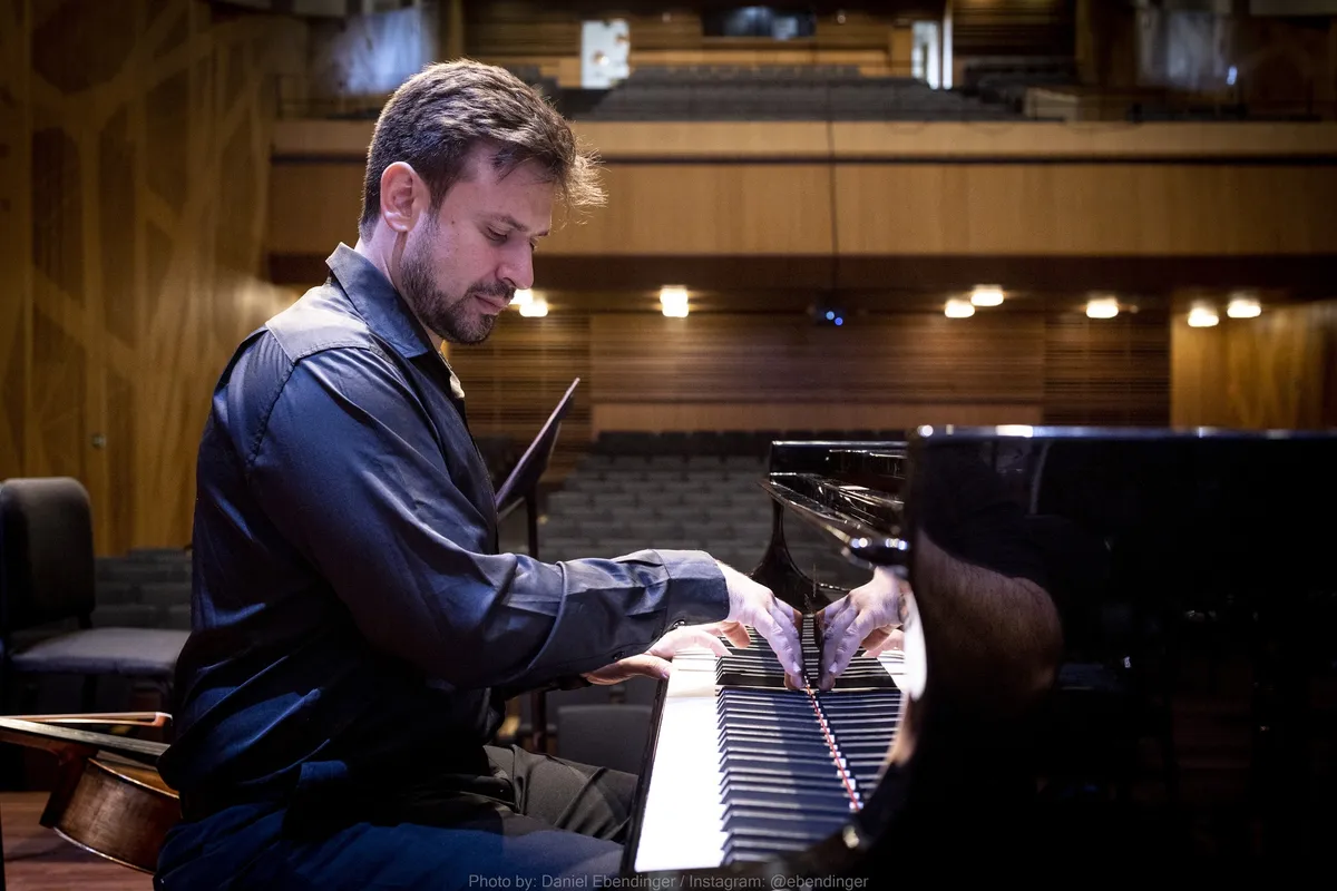 Cristian Budu, referência como pianista no Brasil, se apresenta com a Osuel em concerto que celebra grandes compositores