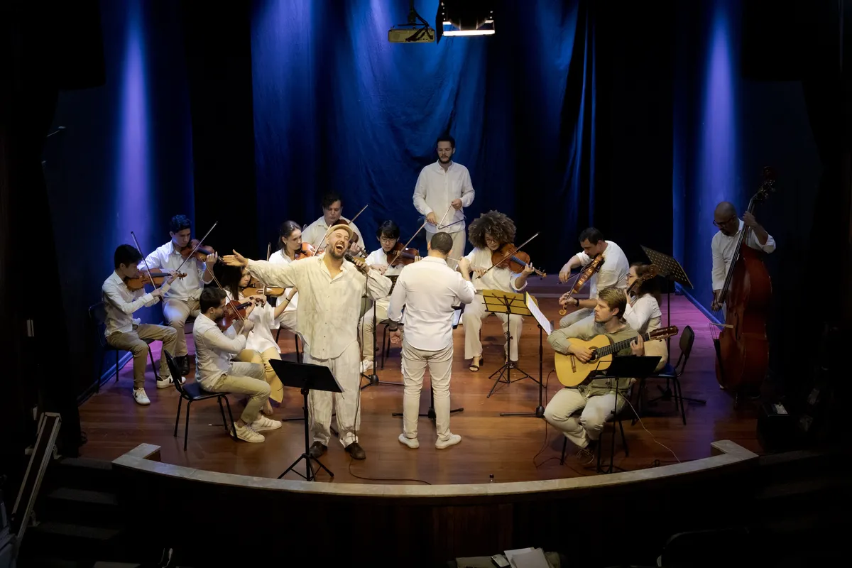 O Concerto de São João tem a participação do cantor  Paulo Vitor Poloni