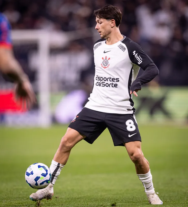 O Corinthians, do argentino Rodrigo Garro, vai encarar o Athletico Paranaense que cumpre campanha bisonha na Série B do Brasileiro