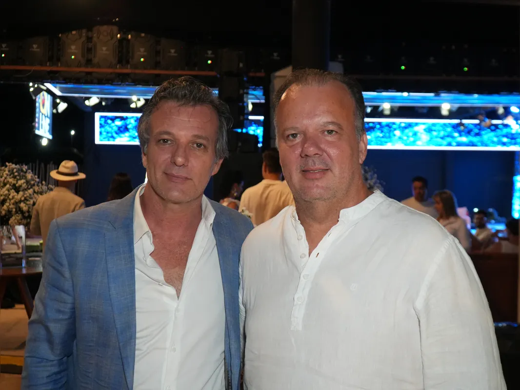 Anfitriões da noite, os irmãos Patrick e Rodrigo Ferro
