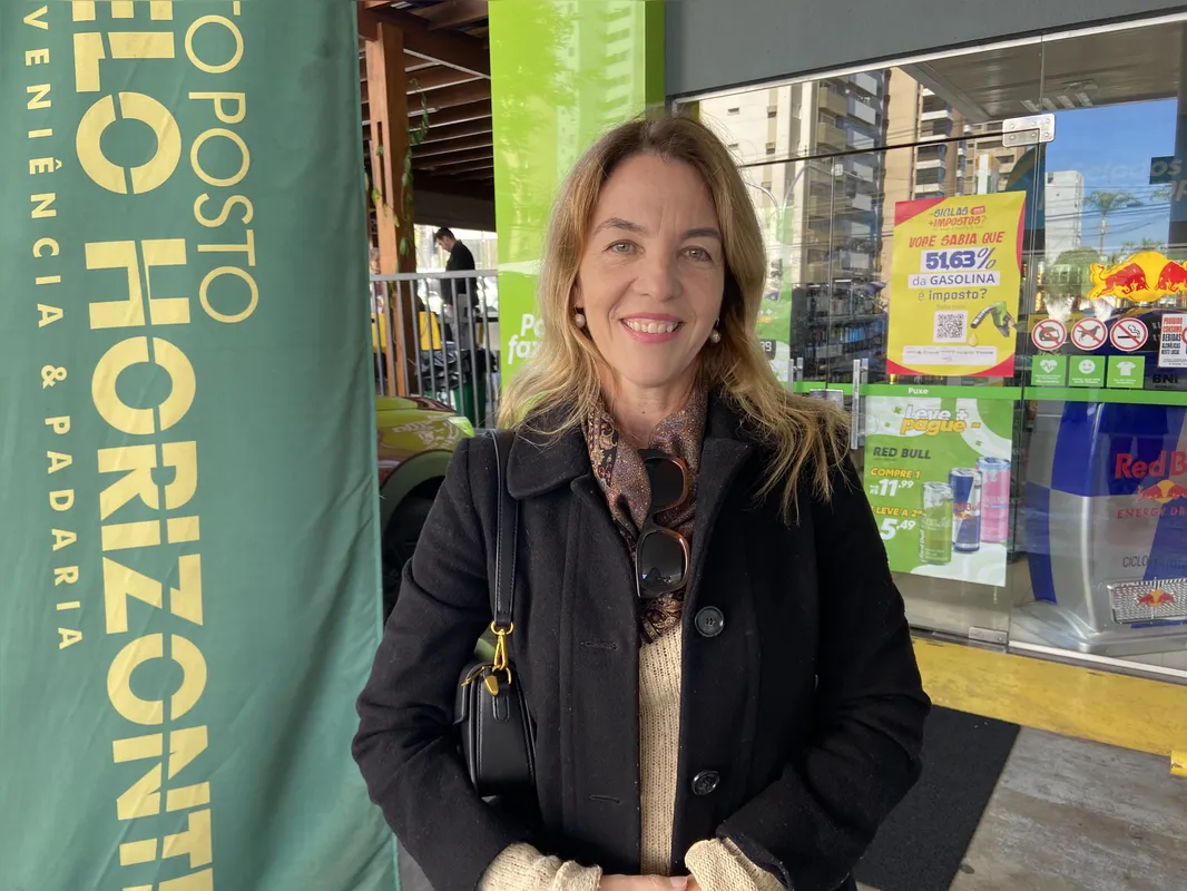 Mônia Uhdri