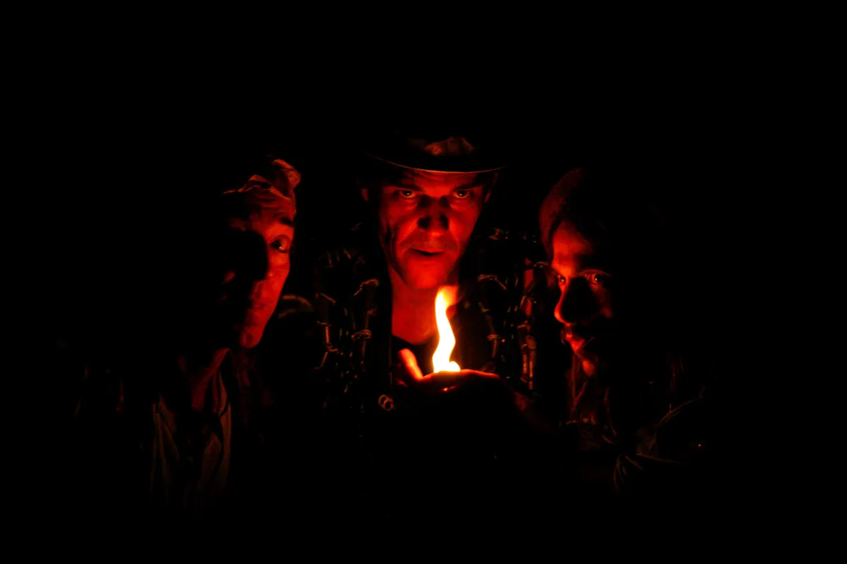 Circo Teatro Udi Grudi (Brasília - DF), "Ovo", Festival Internacional de Londrina - FILO (2008)