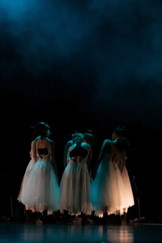 Ballet de Londrina  (Londrina - Pr), espetáculo "Travessia" (2019)