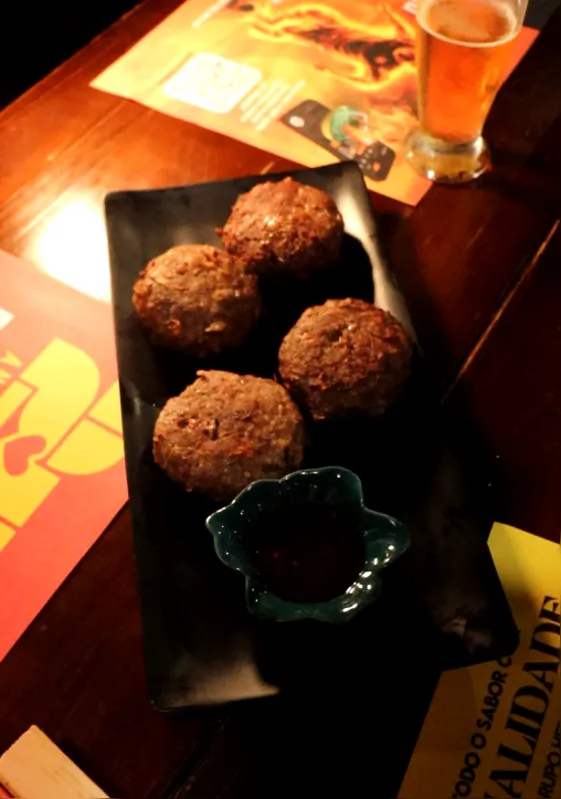 O Colibri Café Bar: entra no concurso com o bolinho de carne à moda da casa