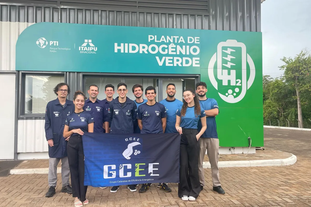 Imagem ilustrativa da imagem Equipe da Unioeste disputa maratona com carro movido a hidrogênio