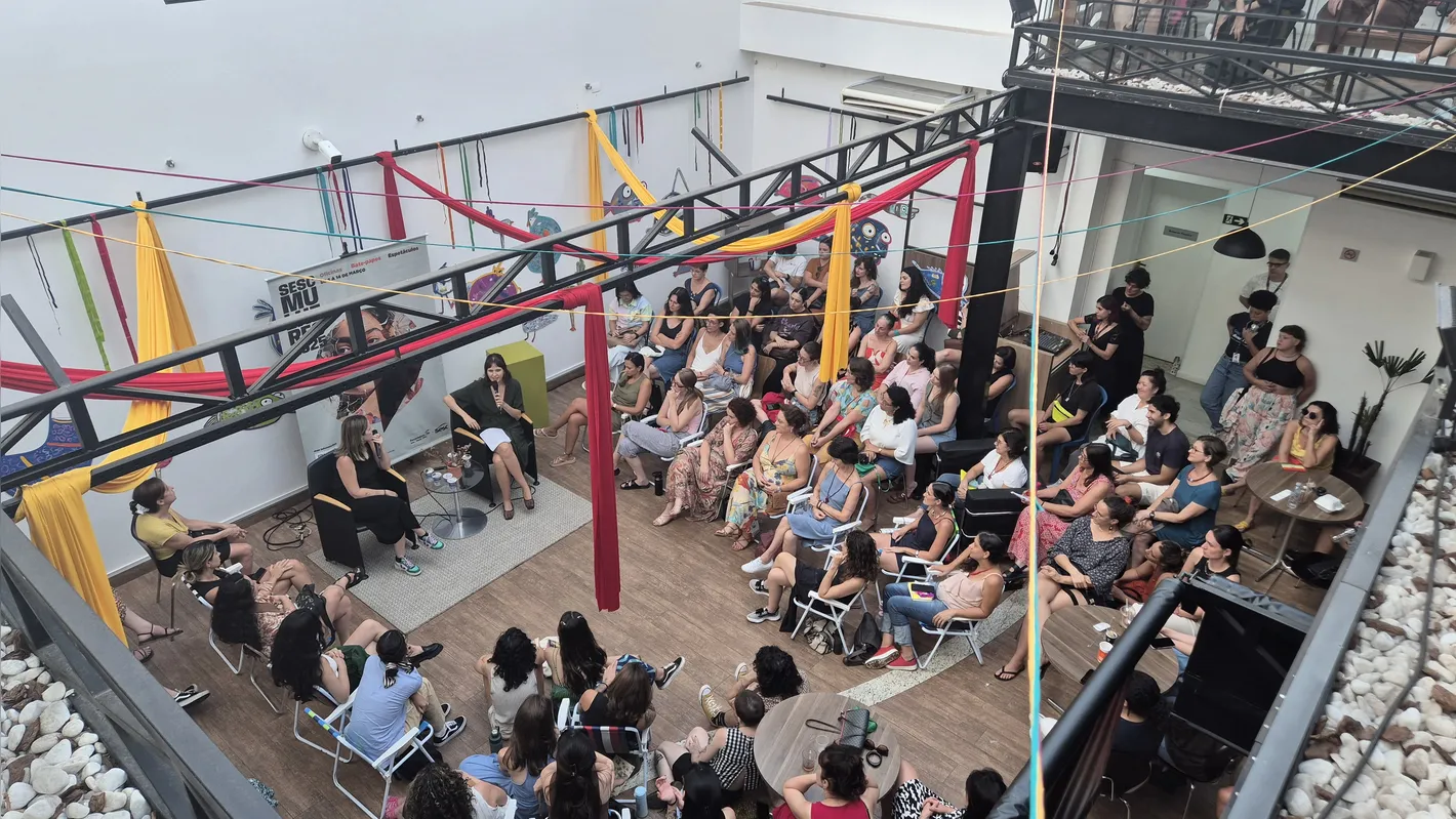 Muitas mulheres foram prestigiar o evento no Sesc formando um grande público no sábado (8), à tarde