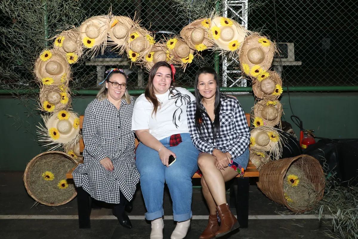 Luciane Shimazaki, Giovana Manthay e Fabiana Eleutério