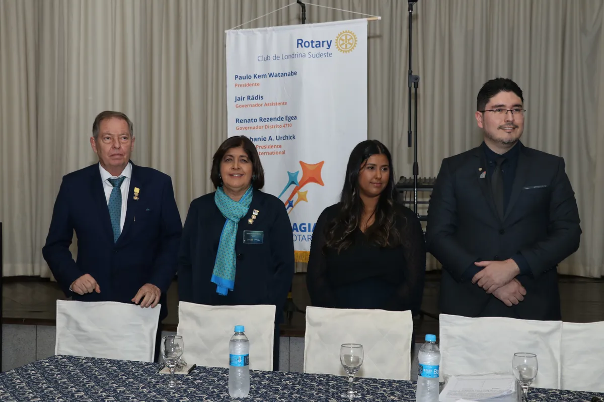 Armando Meneghel Paiva, Irma Mariotti Meneghel Paiva (governadora 2025/26), Stela Damasceno e Marlon Peterson dos Santos, novo presidente do RCL Sudeste