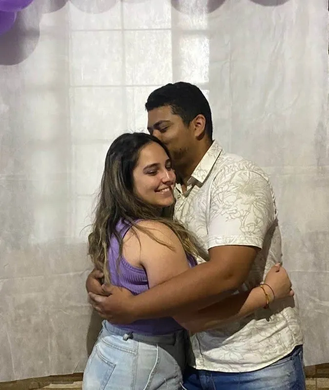 Nathalia Ramos e Carlos Araújo: "Pactuamos que por mais que a conversa seja difícil, não vamos adiá-la"