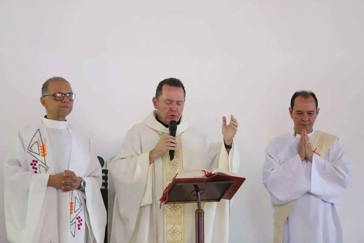 Padre Rafael Solano lembrou de momentos importantes do papado de Francisco e exaltou a sua coragem