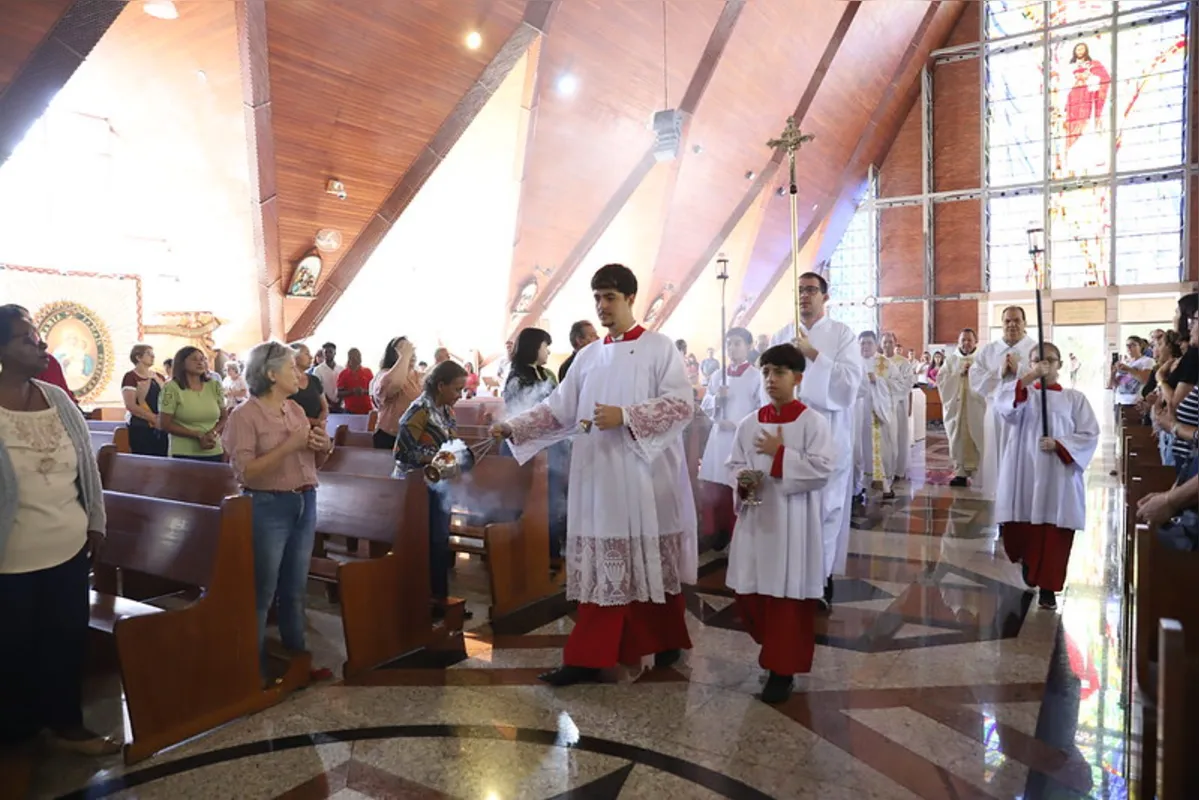 Missa em sufrágio do papa Francisco, na Catedral de Londrina