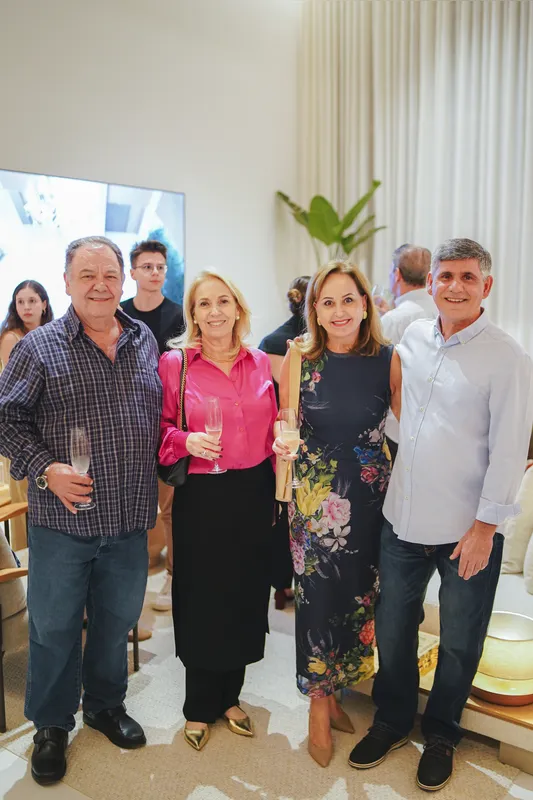 Sergio e Genoisa Favoreto, Maria Teresa e Edilson Calvo