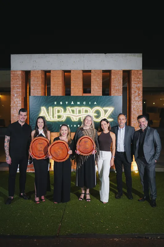 Em destaque, com suas homenagens, Fran Almeron, Fabíola Santos e Paula Somera
