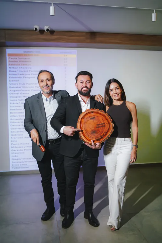 Luciano Ferreira foi o campeão de vendas entre os corretores do time Ge.Um: ele comercializou 16 lotes do Estância Albatroz Residence