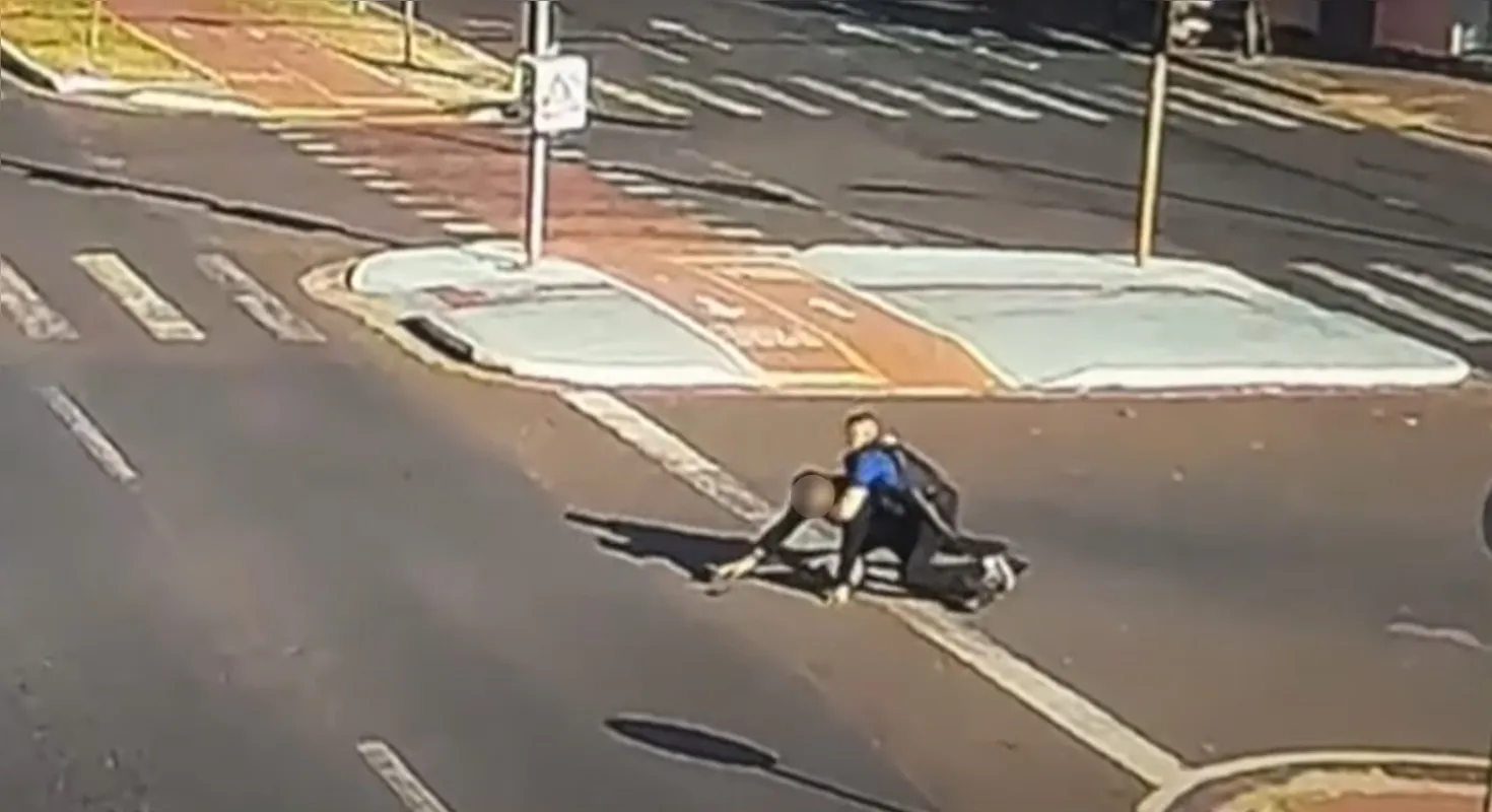 Imagem ilustrativa da imagem Homem é detido por importunar adolescente no transporte coletivo de Londrina