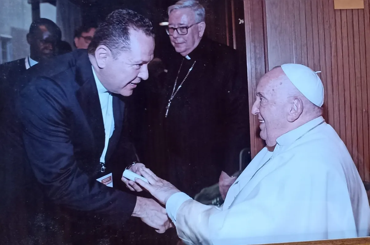 Padre Rafael Solano, em audiência com Francisco, em 2024