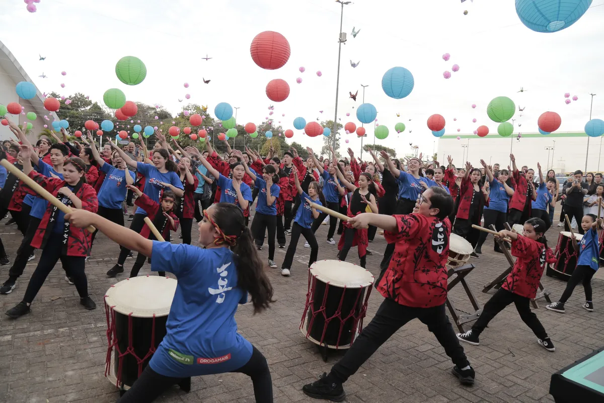 Apresentação do Matsuri Dance atrai públicos de diferentes idades