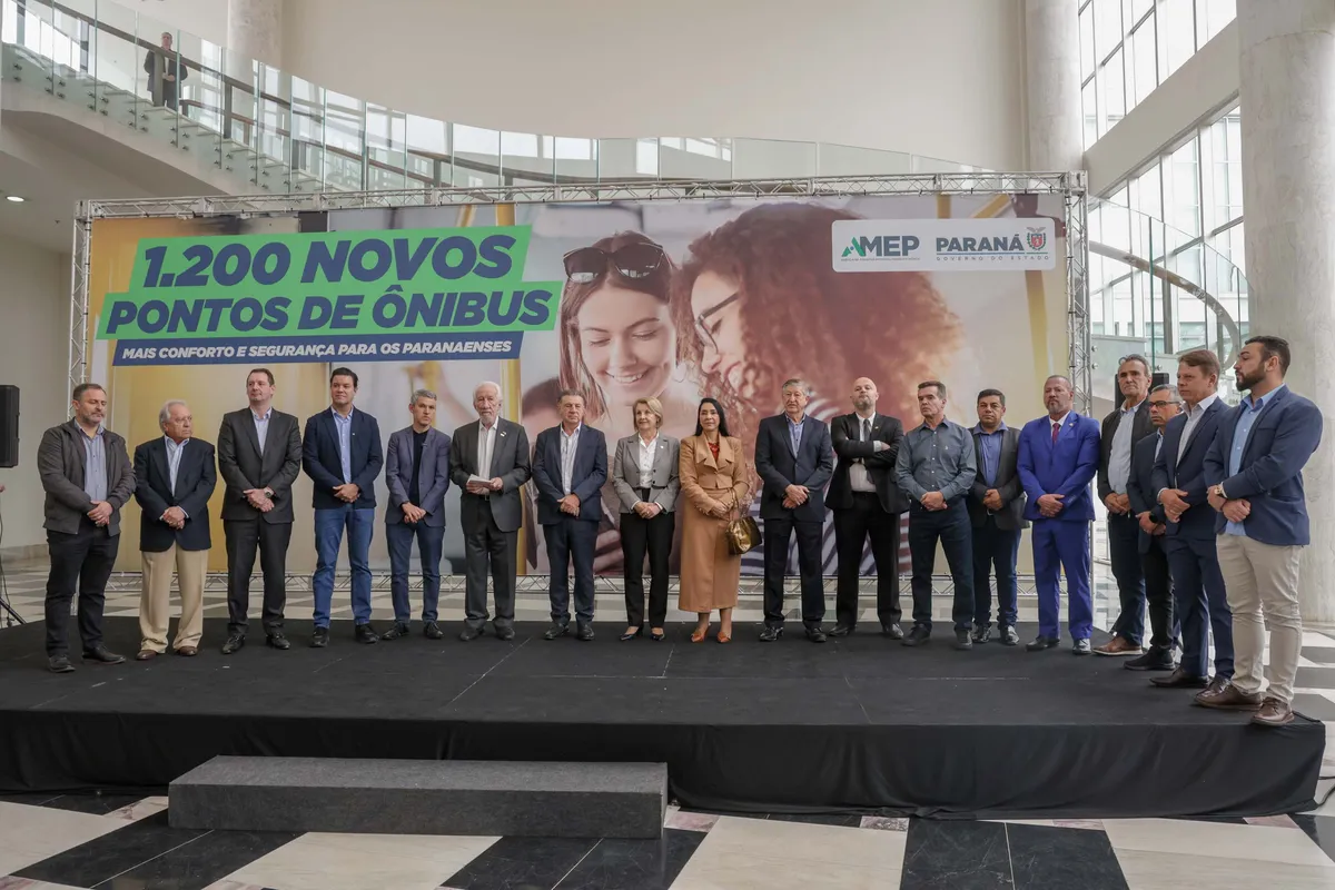 Imagem ilustrativa da imagem Londrina e cidades da região terão abrigos para ponto de ônibus