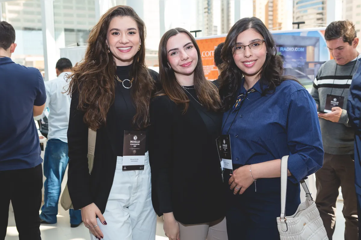 Fellows da MAXILLO, Bianca Corrêa, Maria Helena Arrabal e Ana Clara Zendrine