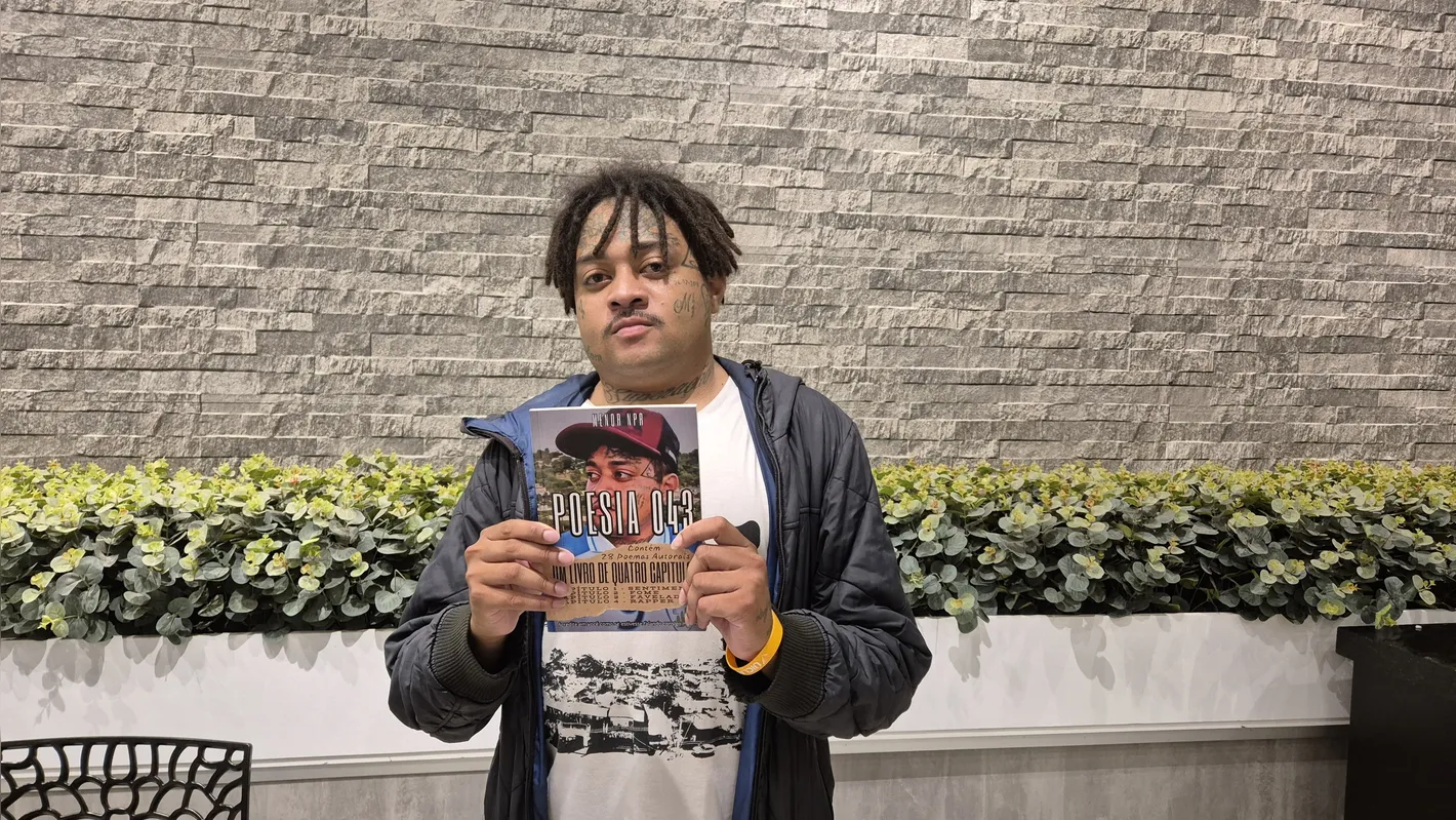 Menor NPR: com o livro "Poesia 043",: ele se prepara para levar seu segundo disco "O Valor da Vida" às plataformas digitais na próxima quarta-feira (26)
