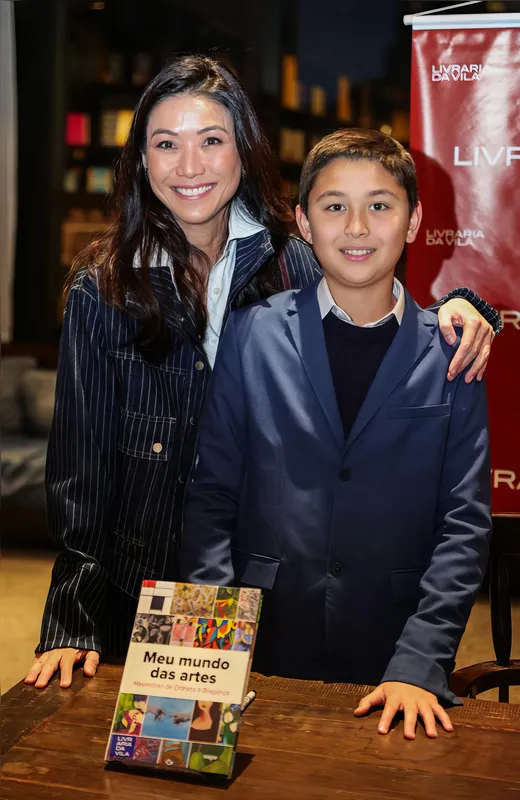 Fernanda Miguita com o filho Maximillian de Orleans e Bragança