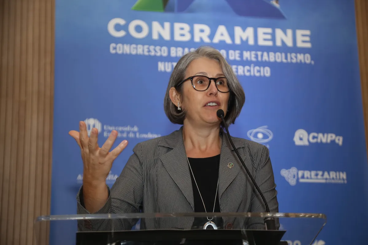A Reitora da UEL, Marta Regina Gimenez Favaro