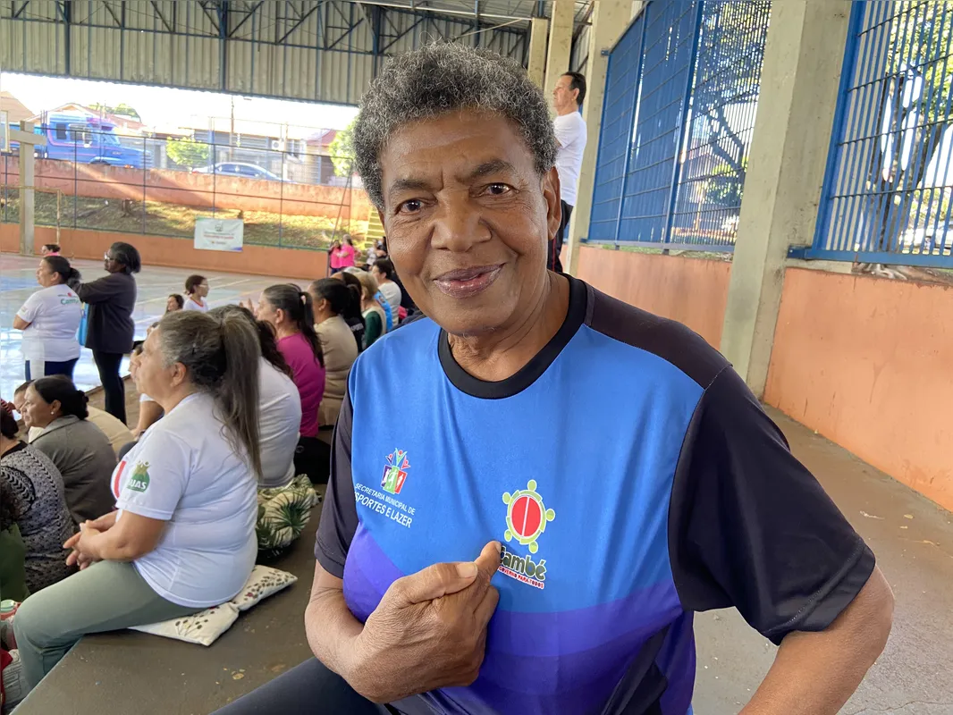 Maria Lopes, 79 anos, participa da terceira Olimpíada e estreou no basquete e no vôlei