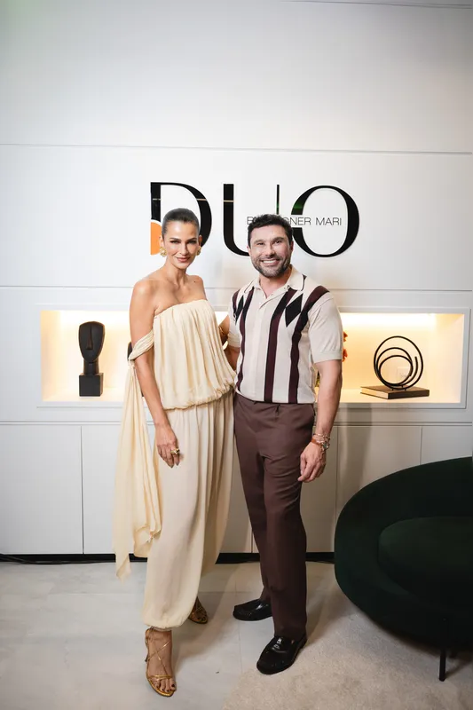 A modelo Fernanda Motta e  Vagner Mari