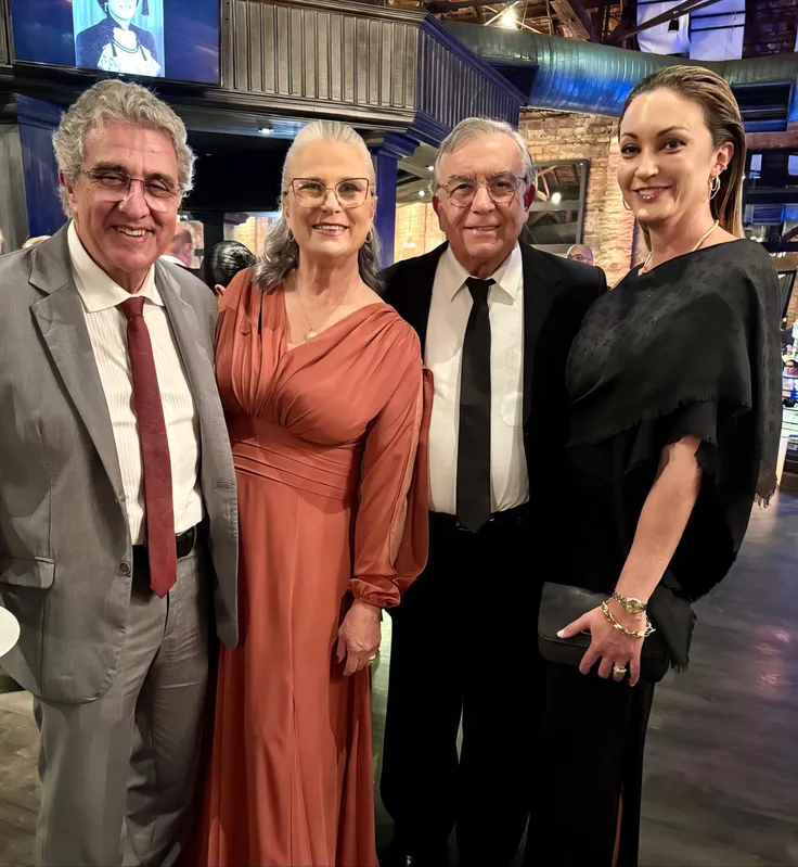 Dr. Milton Neves e Beth Ursi, Dr. Francisco Gregori Jr e Thaisa Gregori