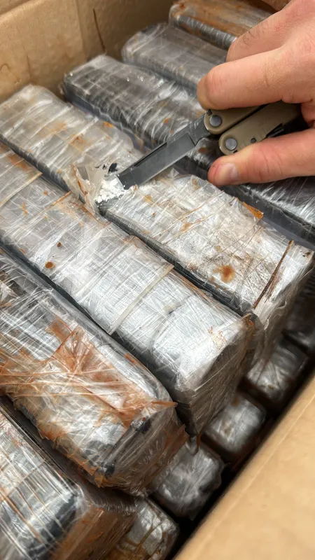 Imagem ilustrativa da imagem PF apreende carga de cocaína avaliada em  R$ 44 milhões no Paraná