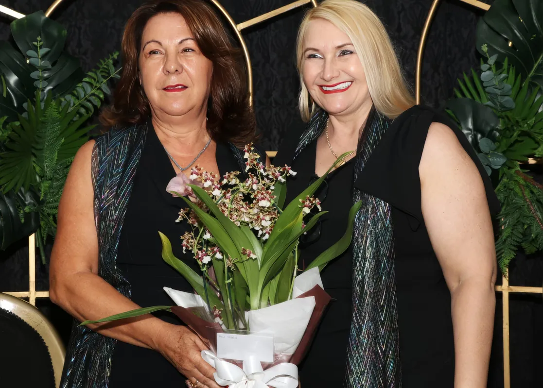 A presidente da CMGE, Maria Aparecida Marçal, e a vice-presidente Ana Maria Munhoz Passarela