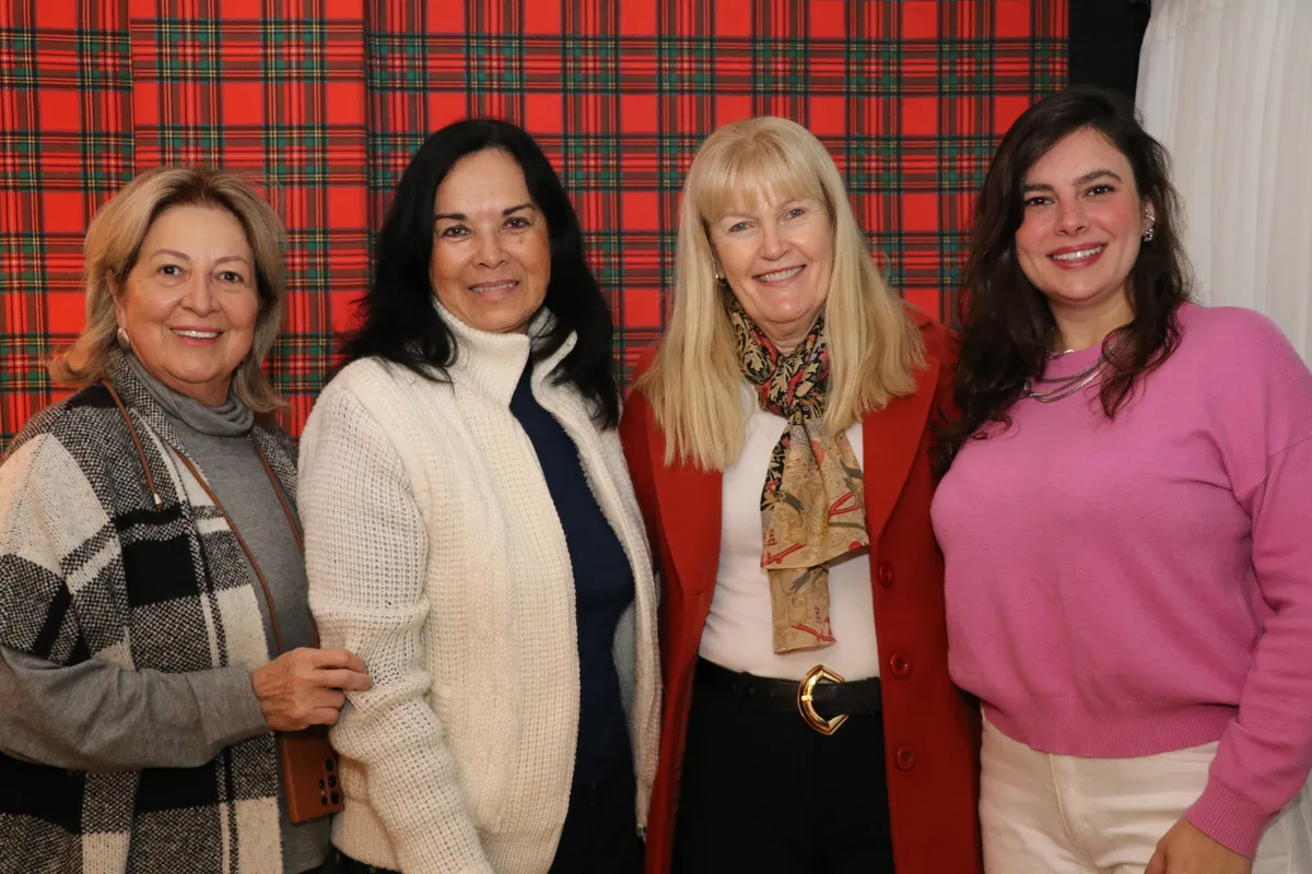 Nádia Moura, Lázara Caramori, Terezinha Scandelae e Isabela Margonar