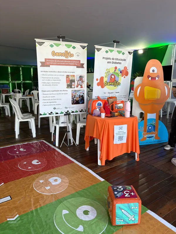 Gamellito, boneco desenvolvido para ajudar crianças e adolescentes a entenderem a diabetes