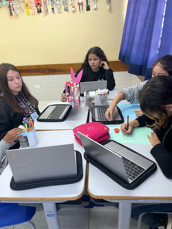 Imagem ilustrativa da imagem Robótica para meninas quebra tabus e mostra que elas podem tudo