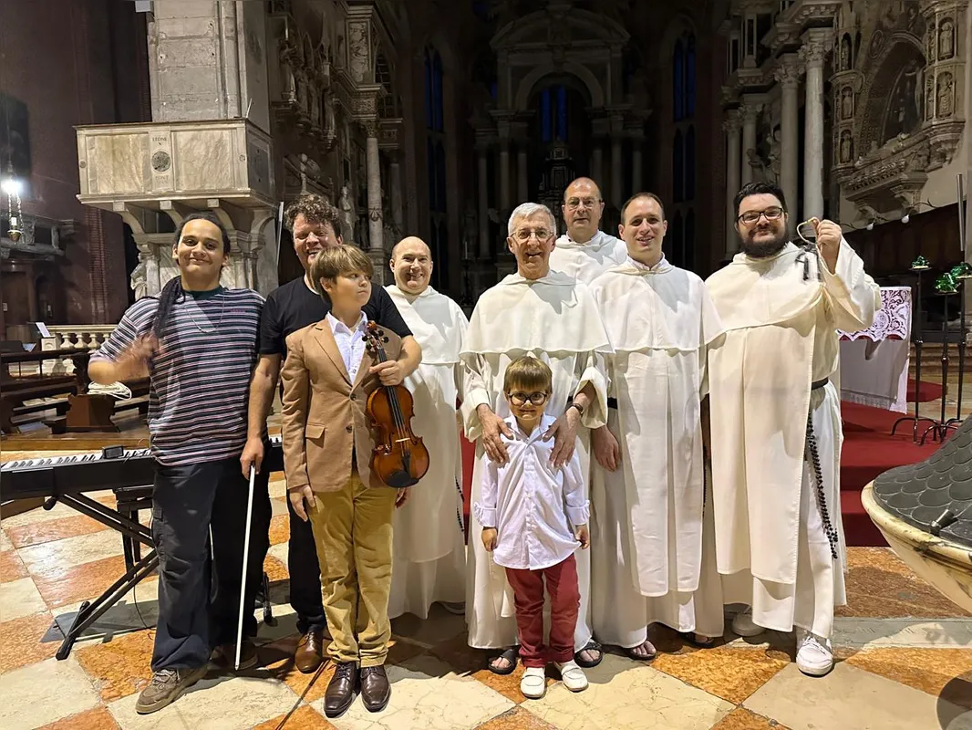 Roney Marczak está na Europa para uma série de concertos que teve início na Itália e foi organizada pelos padres dominicanos
